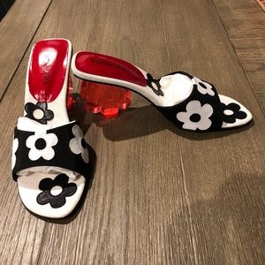 Rare Vintage Ramon Tenza Vintage Lucite Red Flower Heels 7.5 - never worn